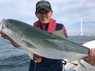 呑ませ釣り　青物」ブリ　メジロ　ハマチ